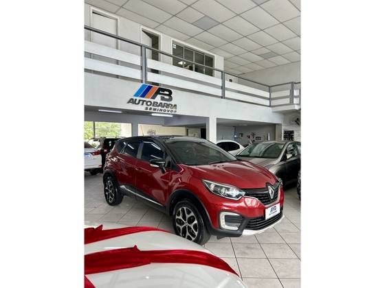 RENAULT CAPTUR 1.6 16V SCE FLEX LIFE X-TRONIC RENAULT CAPTUR 1.6 16V SCE FLEX LIFE X-TRONIC